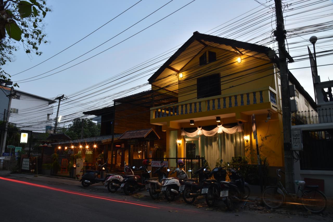 Pama Guesthouse Chiang Mai Ngoại thất bức ảnh